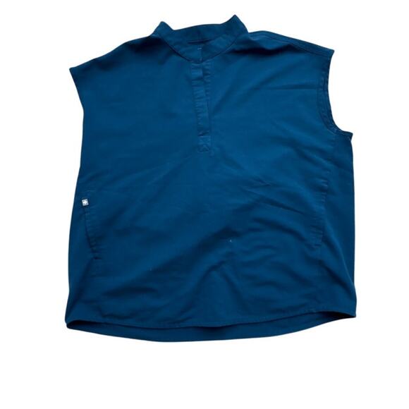 FIGS Technical Collection Top M Retired Teal - Picture 1 of 3